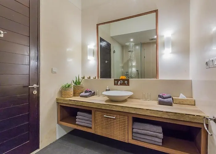 Villa Luxury 4 Bedroom Seminyak